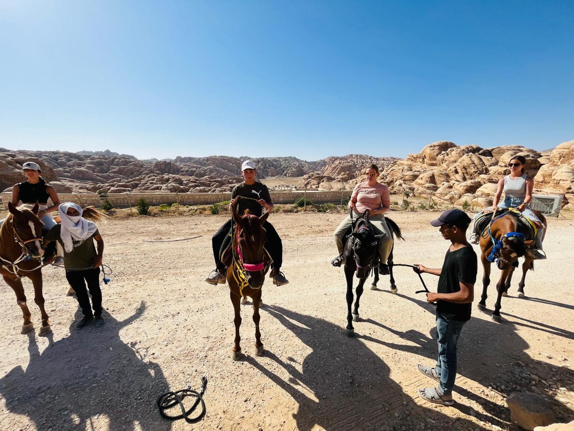 Petra Royal Ranch Bed & Breakfast Wadi Musa Dış mekan fotoğraf